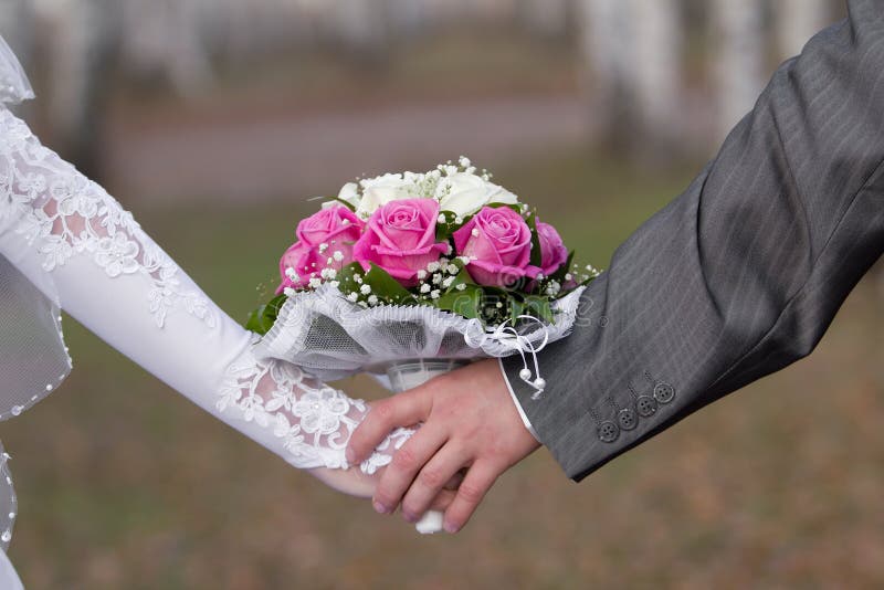 Bride and groom walking royalty free stock images Bride and groom walking royalty free stock images