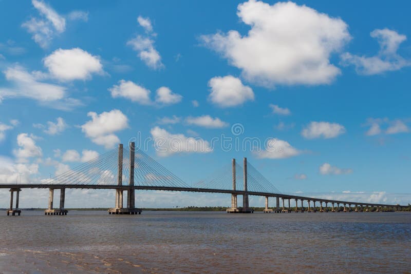 Bridżowy Ponte Construtor Joao Alves w Aracaju, Sergipe, Brazylia obraz royalty free Bridżowy Ponte Construtor Joao Alves w Aracaju, Sergipe, Brazylia obraz royalty free