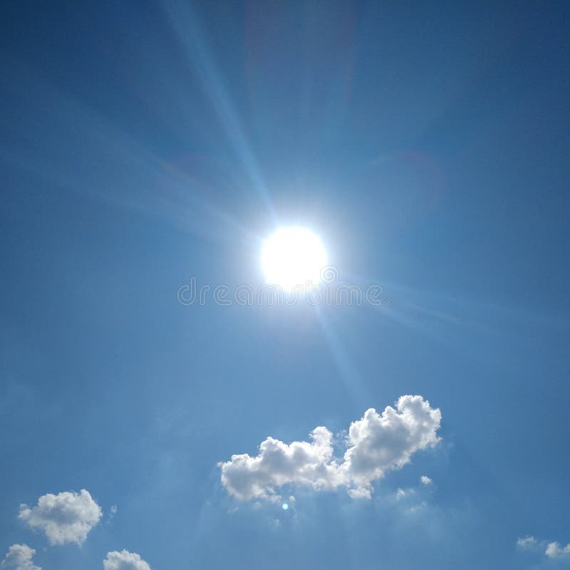 2,096,894 Sun Blue Photos - Free Royalty-Free Stock from Dreamstime