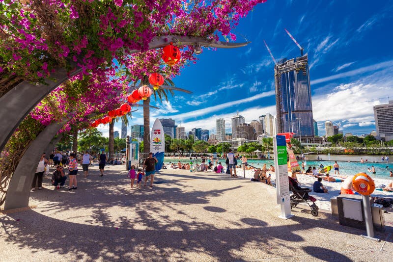 File:Streets Beach at South Bank Parklands, Brisbane 01.jpg - Wikimedia  Commons