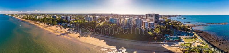 BRISBANE, AUS - 13 MEI 2018: Panoramisch luchtbeeld van Sutton Be stock fotografie BRISBANE, AUS - 13 MEI 2018: Panoramisch luchtbeeld van Sutton Be stock fotografie
