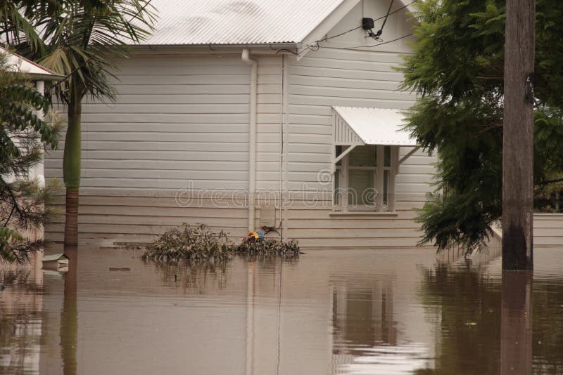 BRISBANE, AUSTRALIA - 13 DE ENERO: Inundación imagen de archivo libre de regalías BRISBANE, AUSTRALIA - 13 DE ENERO: Inundación imagen de archivo libre de regalías