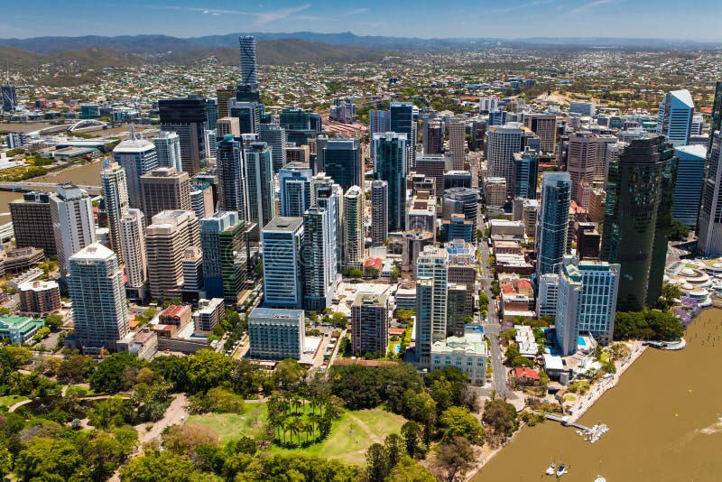 BRISBANE, AUSTRALIA - 11 NOVEMBRE 2014: Vista di Brisbane da ai fotografia stock BRISBANE, AUSTRALIA - 11 NOVEMBRE 2014: Vista di Brisbane da ai fotografia stock
