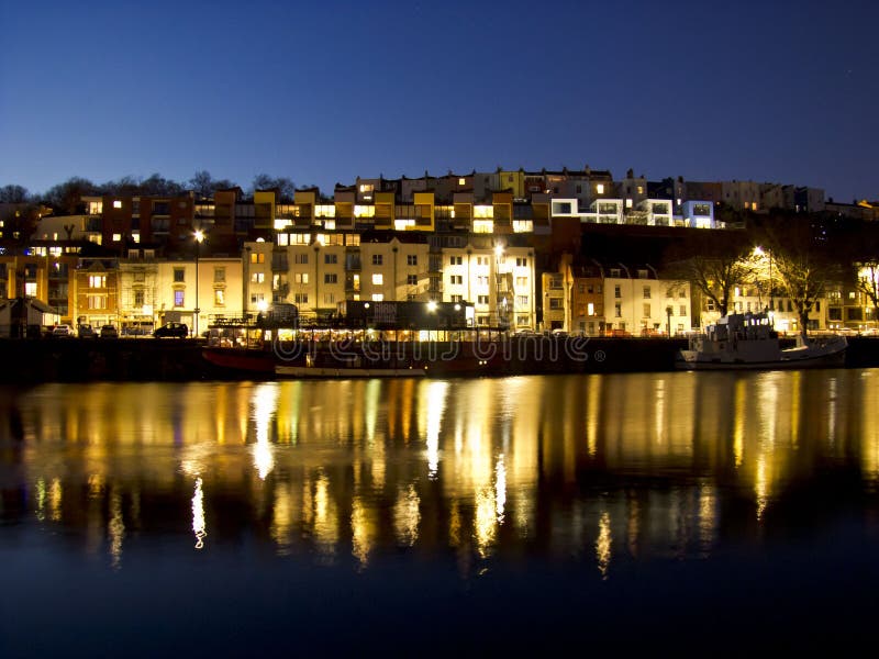Bristol koppelt in der Nacht an lizenzfreies stockfoto Bristol koppelt in der Nacht an lizenzfreies stockfoto