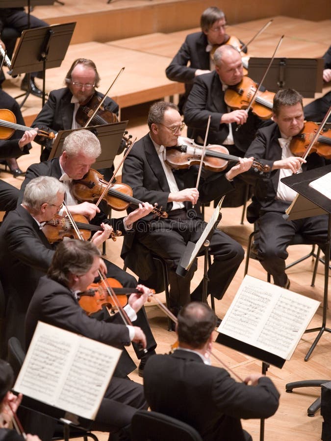 Members of the Brno Philharmonic Orchestra perform on stage at MUPA on March 9. Members of the Brno Philharmonic Orchestra perform on stage at MUPA on March 9