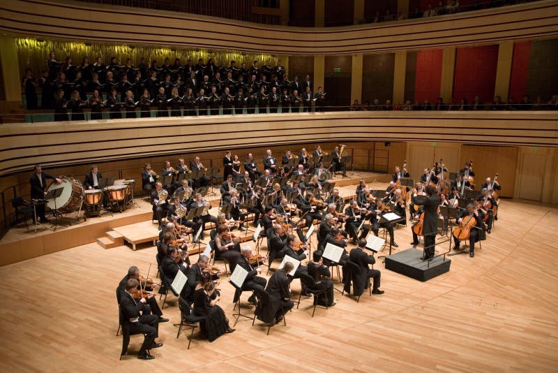 Members of the Brno Philharmonic Orchestra perform on stage at MUPA on March 9. Members of the Brno Philharmonic Orchestra perform on stage at MUPA on March 9