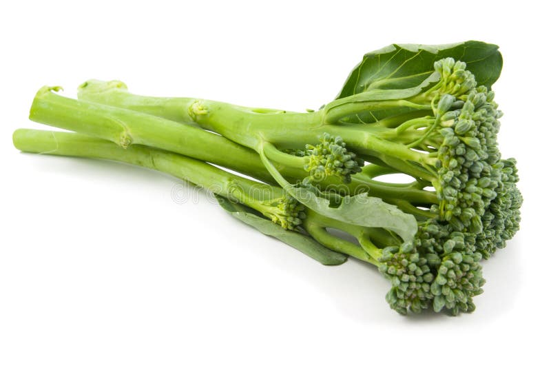 Broccoli del bambino di Broccolini isolati