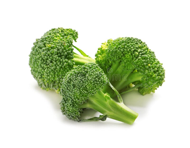 Broccolo fresco su priorità bassa bianca Livello naturale dell'alimento