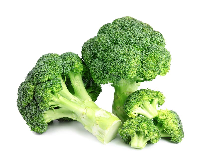 Broccolo verde fresco su priorit? bassa bianca