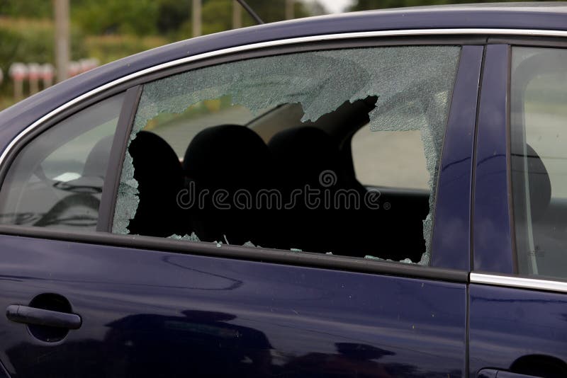 5 567 Broken Car Window Photos Free Royalty Free Stock Photos From Dreamstime