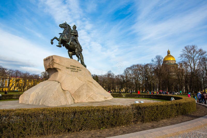 Bronsruiter, Ruiterstandbeeld van Peter Groot - Heilige Petersburg, Rusland stock afbeelding Bronsruiter, Ruiterstandbeeld van Peter Groot - Heilige Petersburg, Rusland stock afbeelding