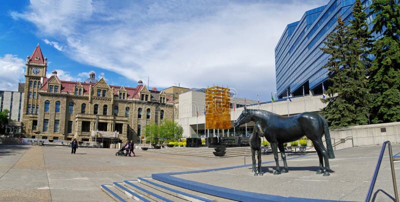 Bronzestatue rief Family von Pferden in Calgary an lizenzfreies stockbild Bronzestatue rief Family von Pferden in Calgary an lizenzfreies stockbild