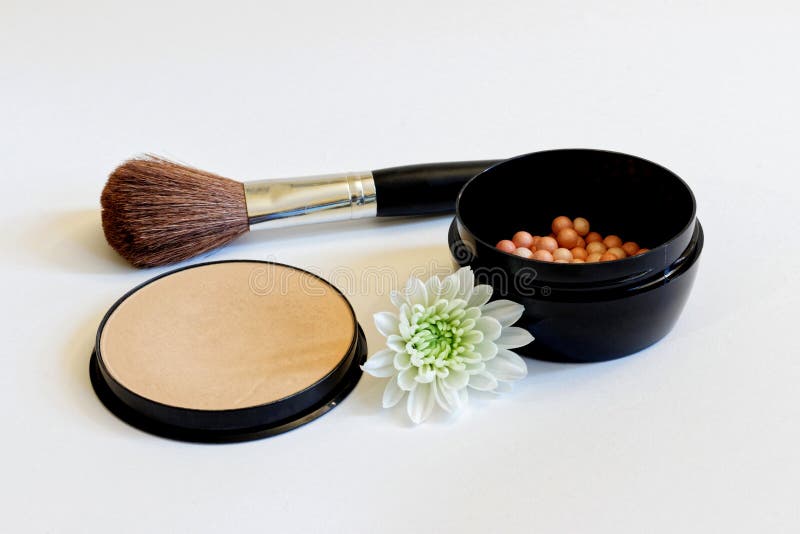 Bronzing Pearls Powder and Makeup Brush Stock Photo Image of bronze