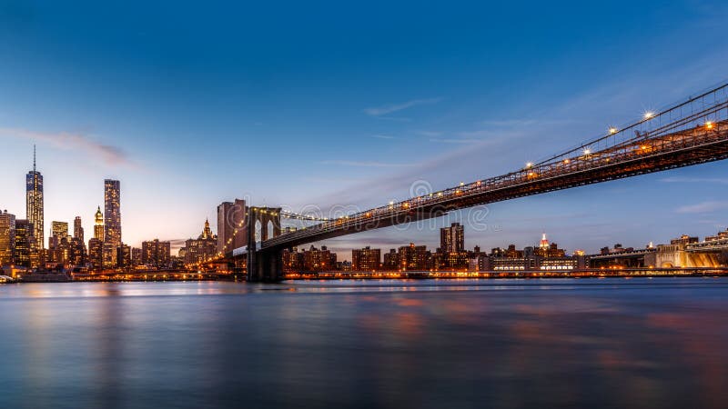 Brooklyn Bridge at dusk stock image. Image of landmark - 35958305