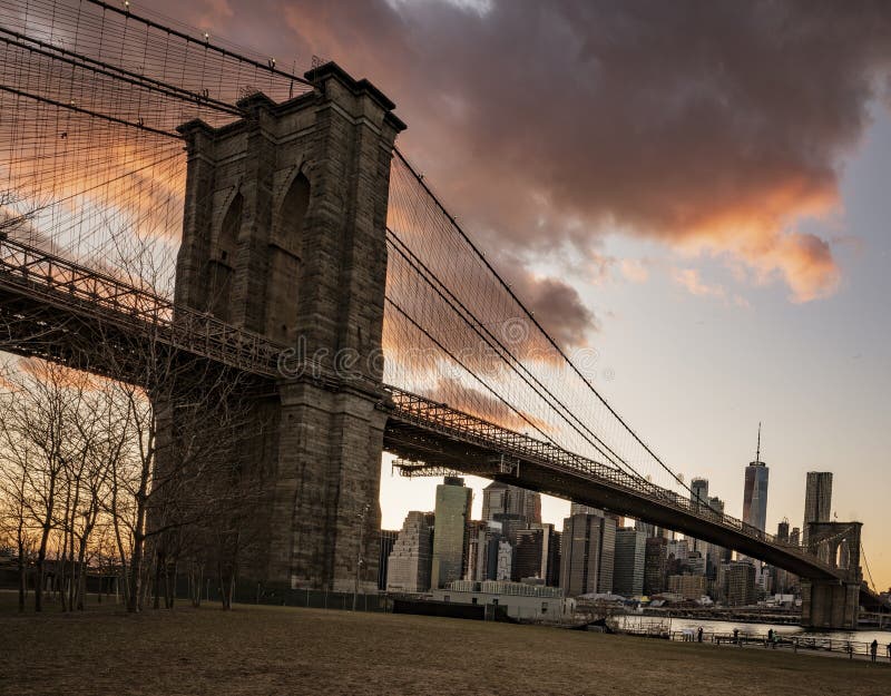 Brooklyn Bridge, Seen from Dumbo Park Just before Sunset Stock Image ...