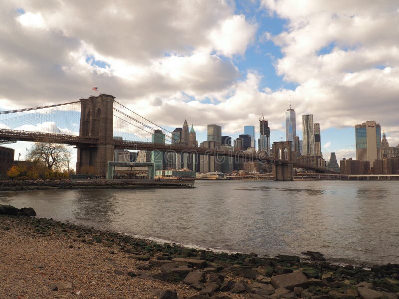 Brooklyn-Brücke und Skyline New York stockfoto Brooklyn-Brücke und Skyline New York stockfoto