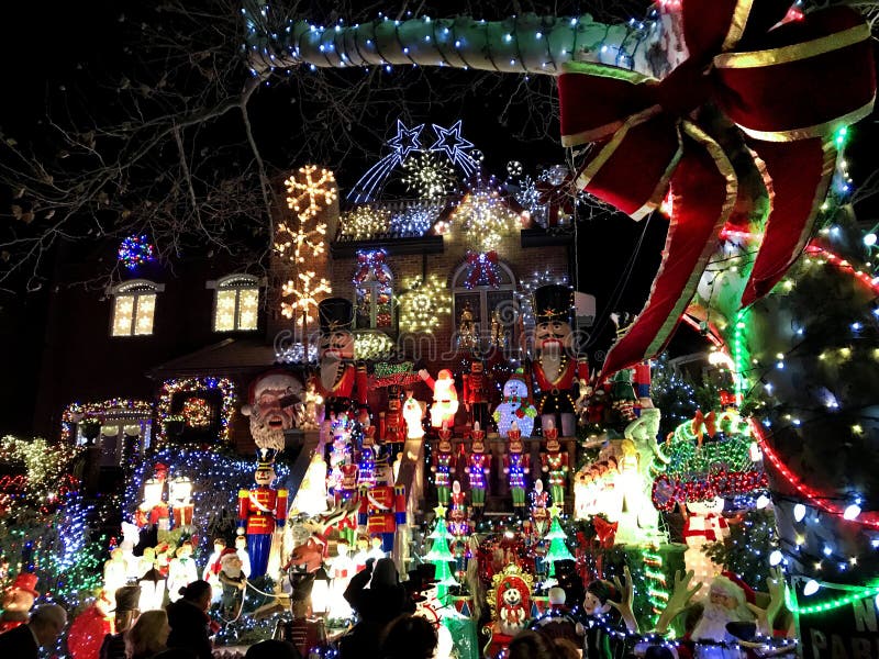 Decoração da casa de Natal em Dyker Heights quebra-cabeça em