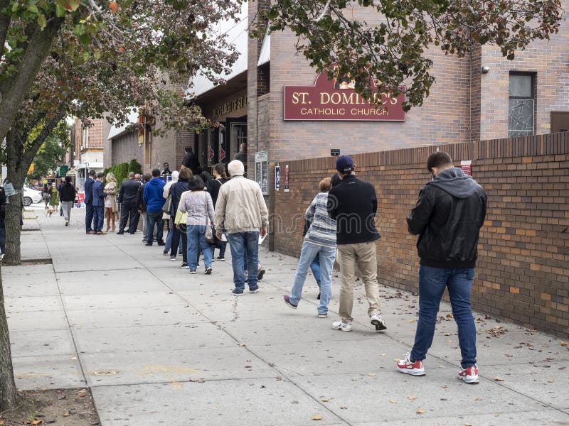 Early vote poll site - first day