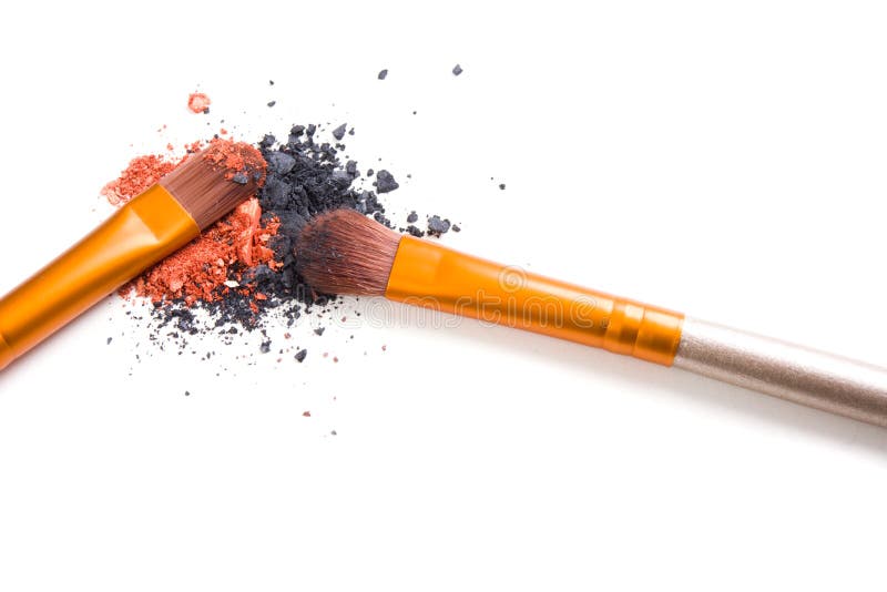 Download Brosse De Lecture Professionnelle De Maquillage Et Isolant Lâche De Fards à Paupières De Poudre Photo stock - Image du instruction, professionnel: 77151278