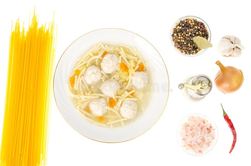 Broth with noodles and meat balls photo studio immagine stock