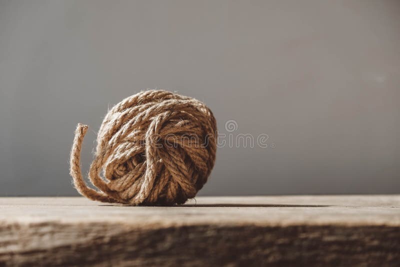 Close-Up Photograph of a Brown Twine Ball · Free Stock Photo