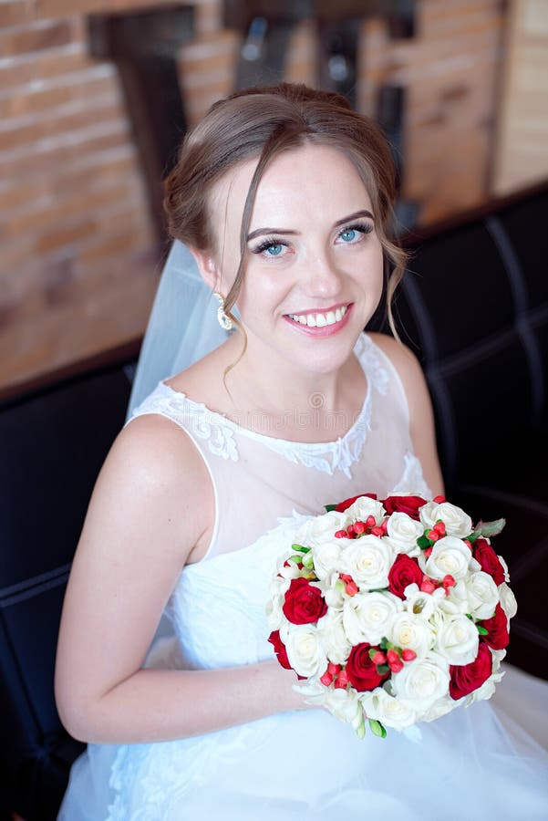 Brown-haired Bride with Classic Wedding Hairstyle, Smiling Taking ...