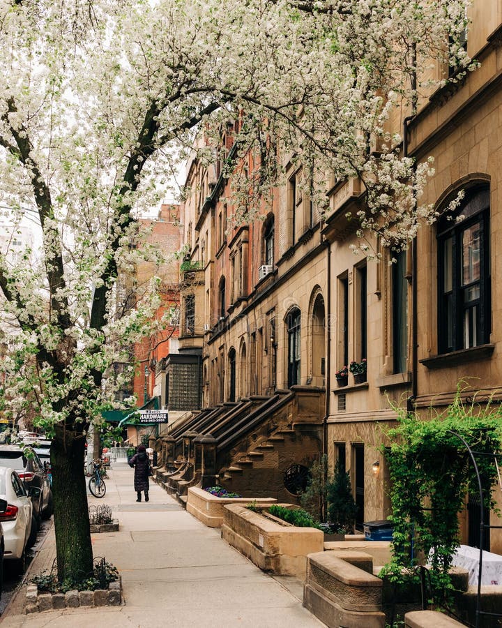 Brownstones in the Upper East Side, Manhattan, New York City Editorial ...