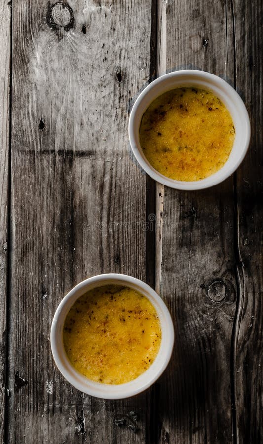 brulee creme вкусный стоковое изображение brulee creme вкусный стоковое изображение