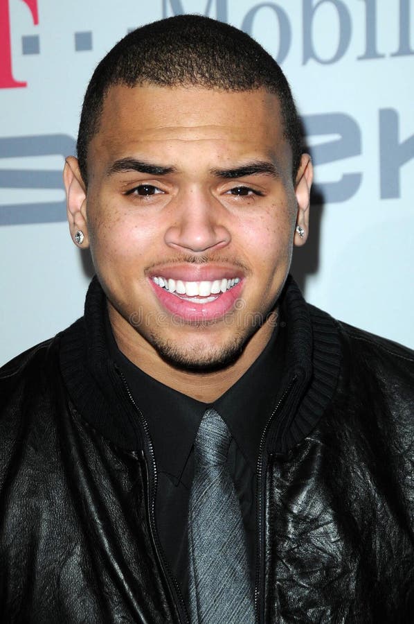 Chris Brown at the Salute To Icons Clive Davis Pre-Grammy Gala. Beverly Hilton Hotel, Beverly Hills, CA. 02-07-09. Chris Brown at the Salute To Icons Clive Davis Pre-Grammy Gala. Beverly Hilton Hotel, Beverly Hills, CA. 02-07-09