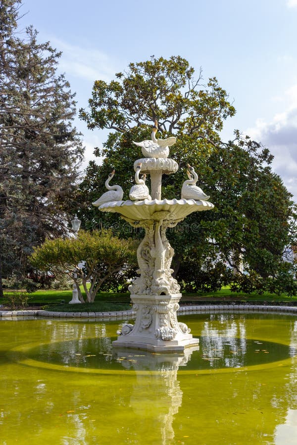 Garten Von Sultan Qaboos Moschee Im Salalah OM Stockfoto Bild von