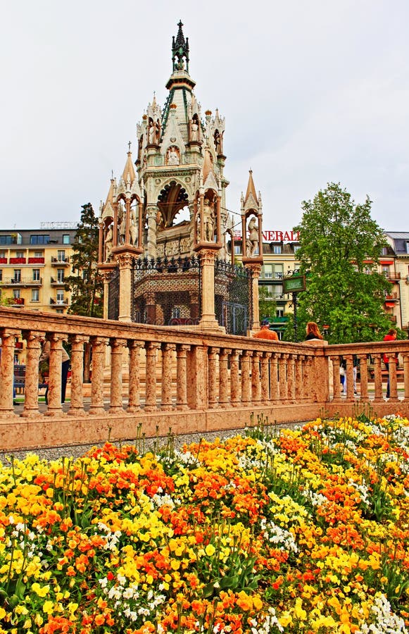 Download Brunswick-Monument Genf Die Schweiz Redaktionelles Stockbild - Bild von skulptur, grün: 96932604