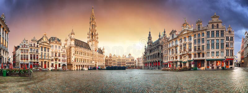 Brussels - panorama of Grand place at sunrise, Belgium royalty free stock image Brussels - panorama of Grand place at sunrise, Belgium royalty free stock image