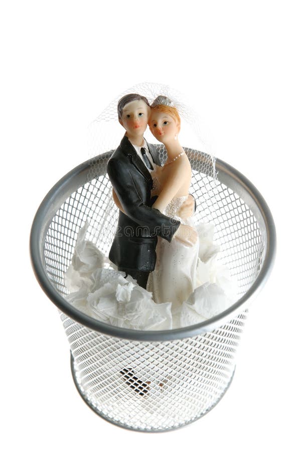 Bröllop för figurinepappersavfall