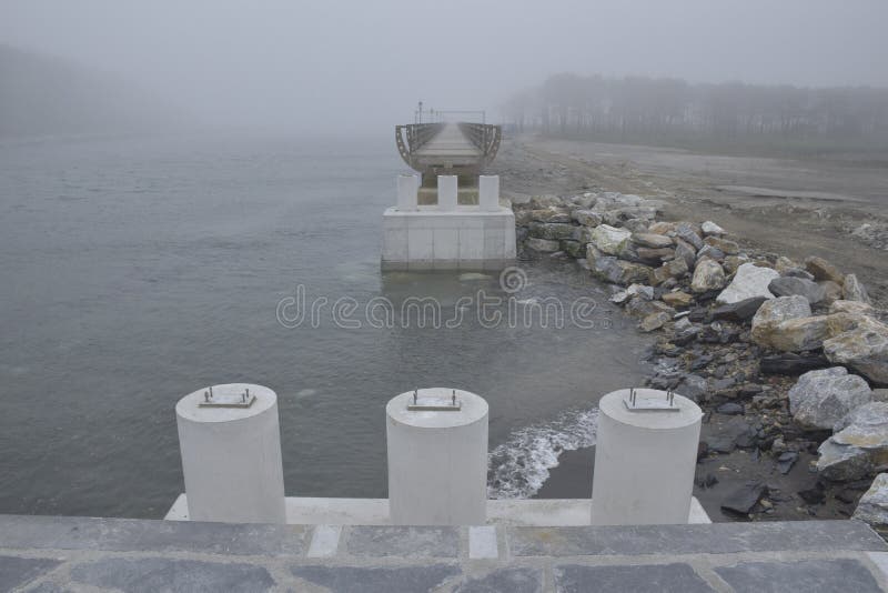 Brücke im Bau stockfoto Brücke im Bau stockfoto