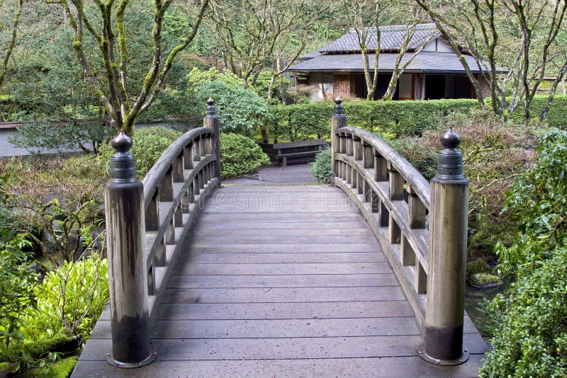 Brücke am japanischen Garten stockfotos Brücke am japanischen Garten stockfotos