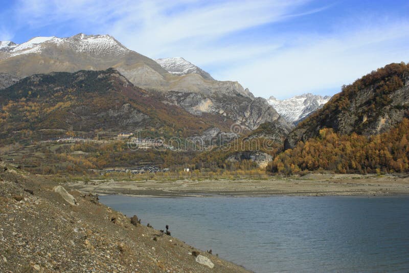 Bubal's lake, mountains in Tena valley, Pyrenees royalty free stock image Bubal's lake, mountains in Tena valley, Pyrenees royalty free stock image