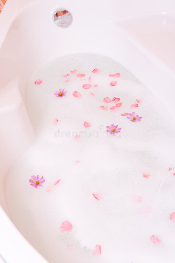 Bubble bath tub stock photo. Image of comfortable, decoration 27845924