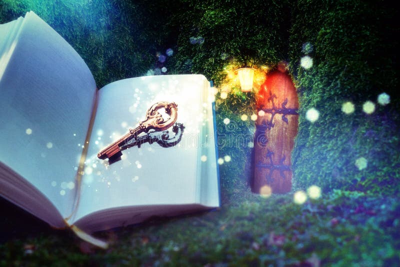 Buch und Schlüssel zur Fantasie lizenzfreie stockfotografie Buch und Schlüssel zur Fantasie lizenzfreie stockfotografie