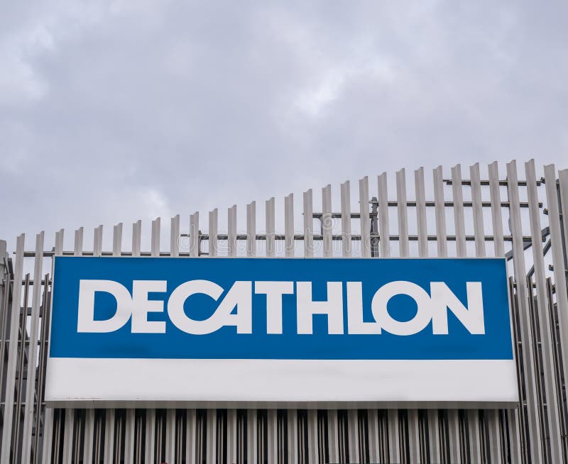 Decathlon Royalty-Free Images, Stock Photos & Pictures