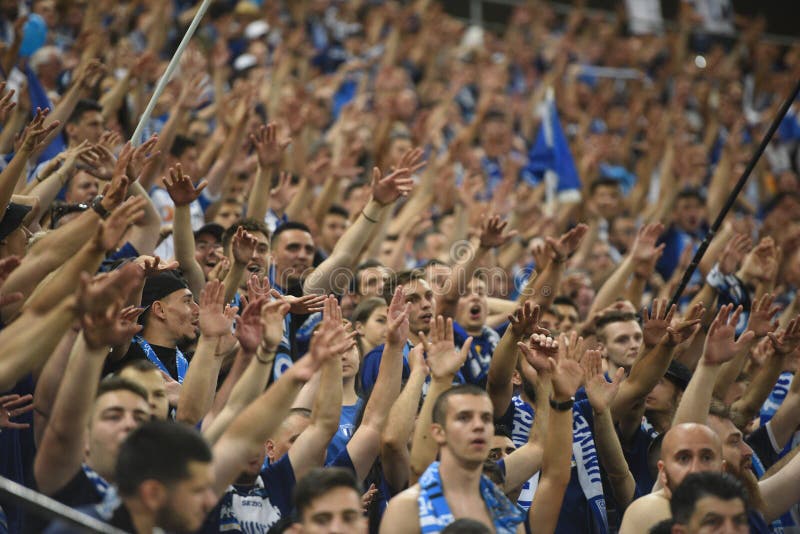 Players of FC Hermannstadt celebrating during Romania Superliga: CFR  News Photo - Getty Images