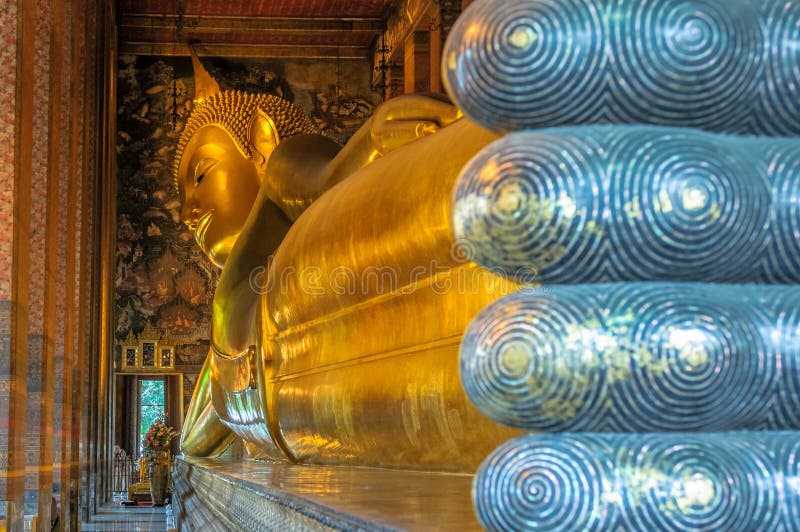 Buda de descanso, Wat Pho, Bangkok, Tailandia