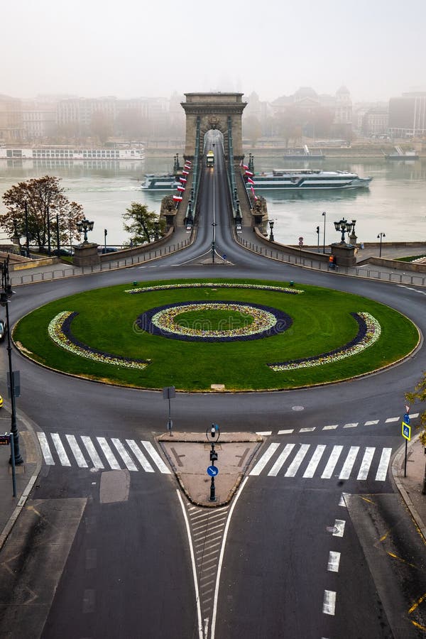 Budapest, Hungary - Clark Adam Square and Szechenyi Chain Bridge with cruise ship on River Danube royalty free stock photos Budapest, Hungary - Clark Adam Square and Szechenyi Chain Bridge with cruise ship on River Danube royalty free stock photos