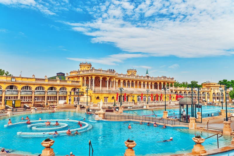 BUDAPEST, HUNGARY- MAY 05,2016: Courtyard of Szechenyi Baths, Hungarian thermal bath complex and spa treatments. royalty free stock image BUDAPEST, HUNGARY- MAY 05,2016: Courtyard of Szechenyi Baths, Hungarian thermal bath complex and spa treatments. royalty free stock image