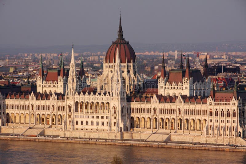 Budapest-Parlament lizenzfreie stockbilder Budapest-Parlament lizenzfreie stockbilder