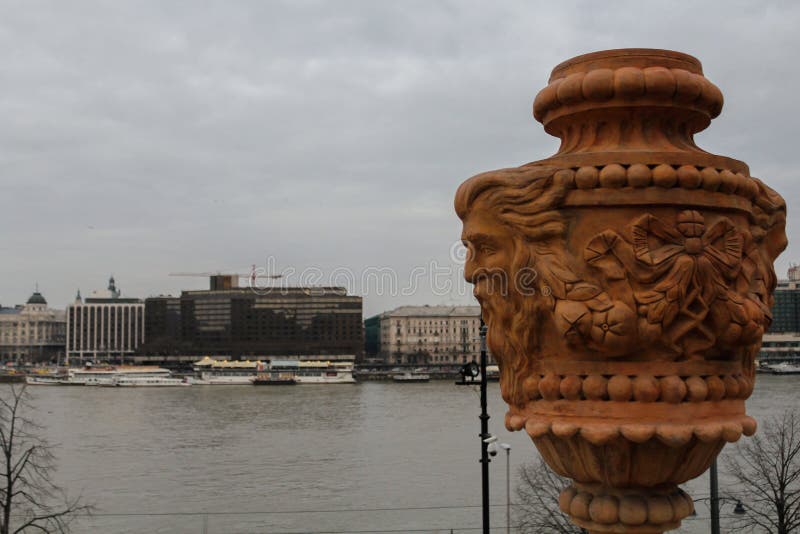 Budapest stad och flod i vinter arkivfoto Budapest stad och flod i vinter arkivfoto