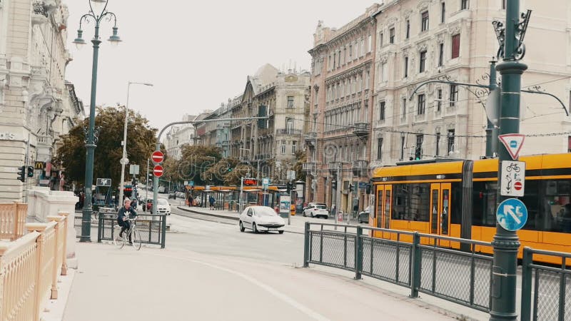 Budapest 46 tramways au ter du Mari de jaszai