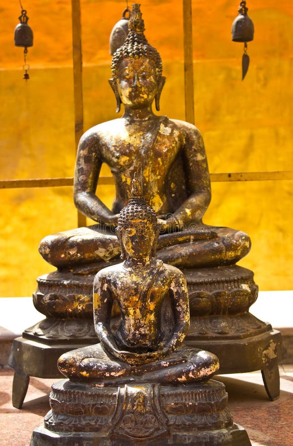 Buddha statue