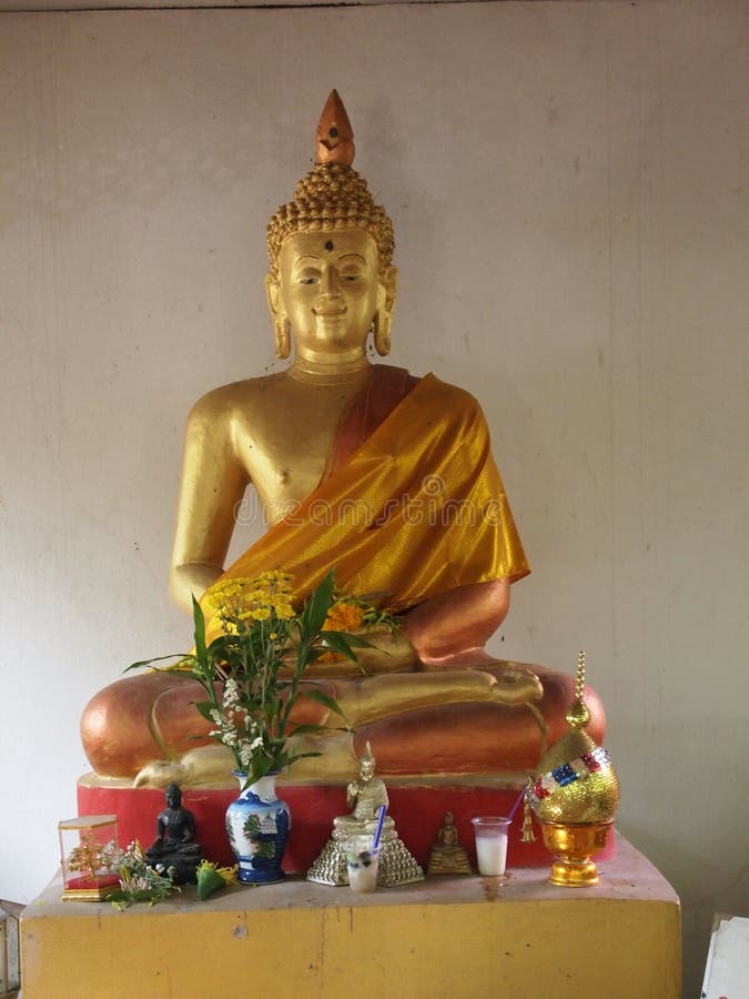 Buddha statue