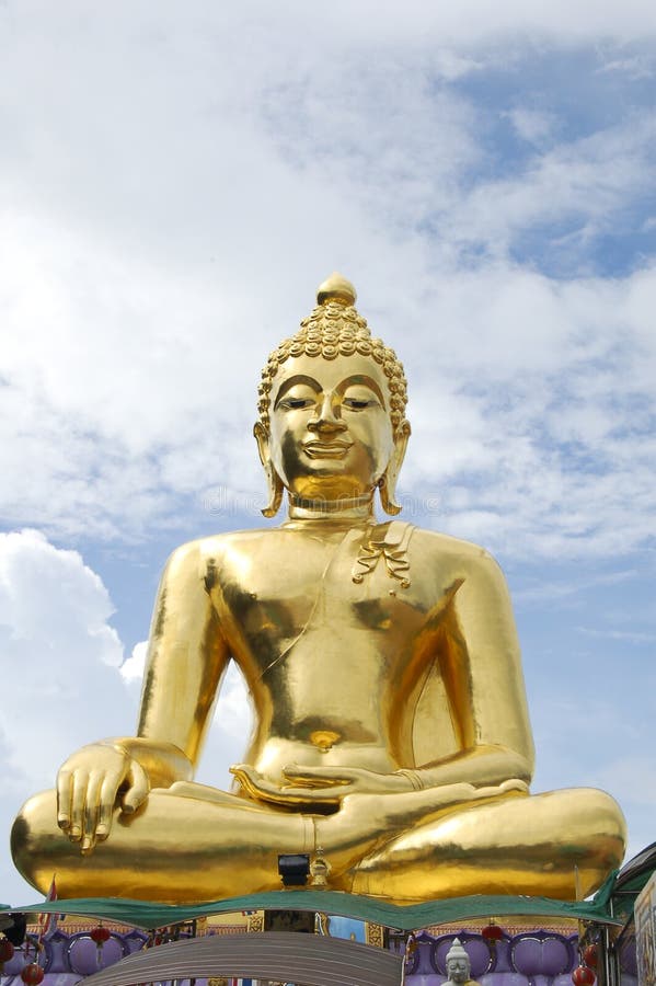 Buddha złoty