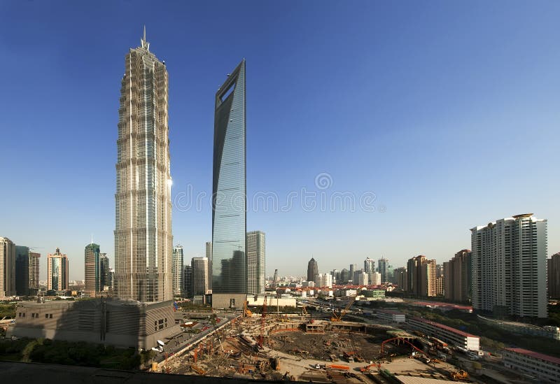 Budynków porcelanowy wysoki wzrosta Shanghai trzy wierzchołek fotografia royalty free